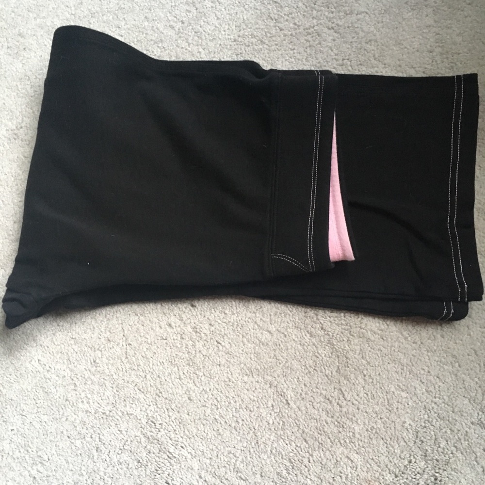 Yoga/Workout Capri pants sz med NWOT☀️2/18☀️